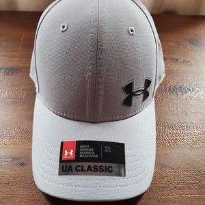 Men's fitted Under Armour hat
